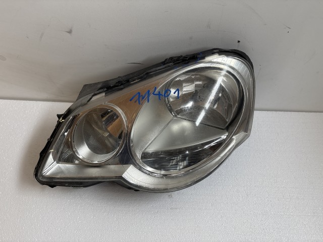 11401 Volkswagen Polo 2003-2009 Lámpa , Fényszóró Használt sima Bal első 