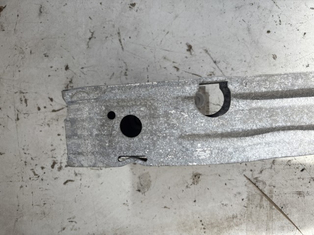 Opel Astra J 2009-2015 Lökhárító tartó Használt hátsó