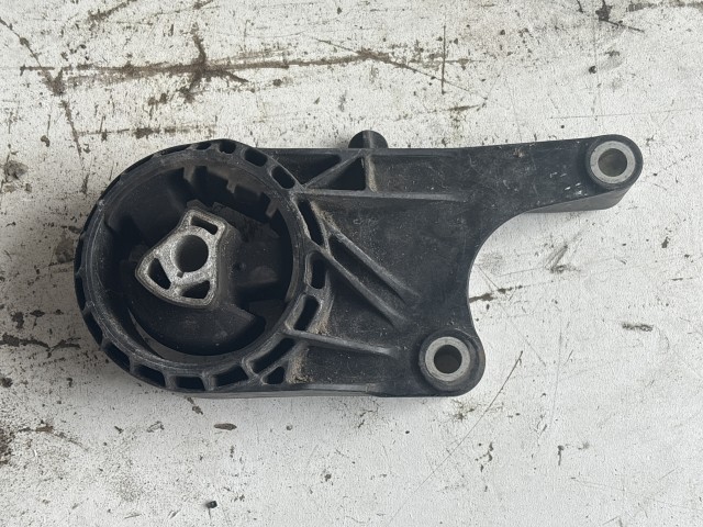 motortartó bak