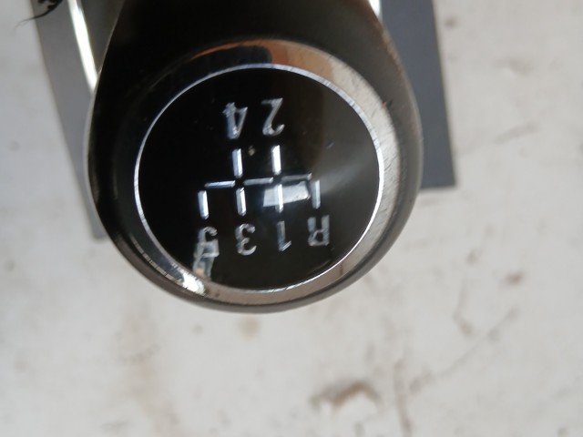 Opel Zafira B  2005-2014 Váltókulissza Használt  5 sebbeséges