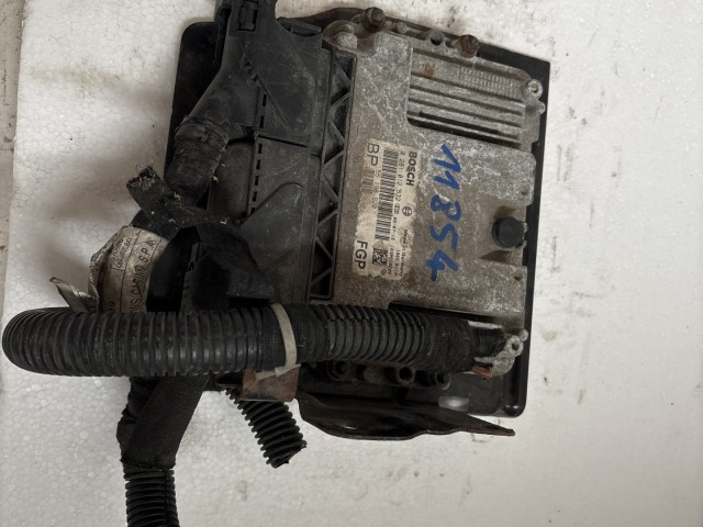 Opel Zafira B 2005-2014 2005-2014 Motorvezérlő Használt   