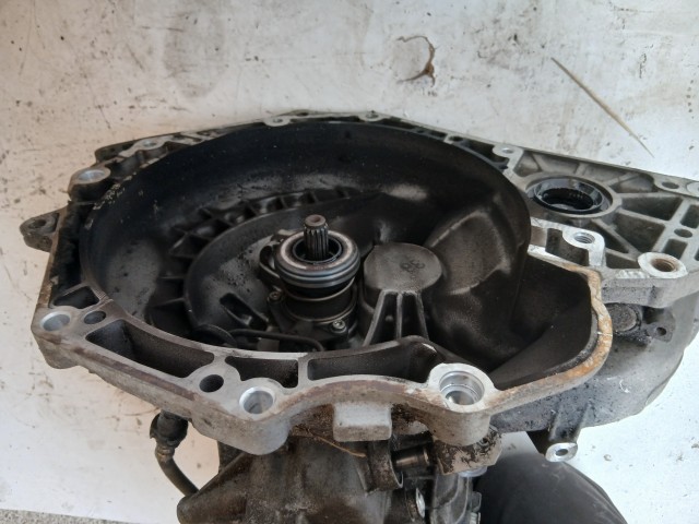 Opel Meriva A 2003-2010 Váltó  f13w429
