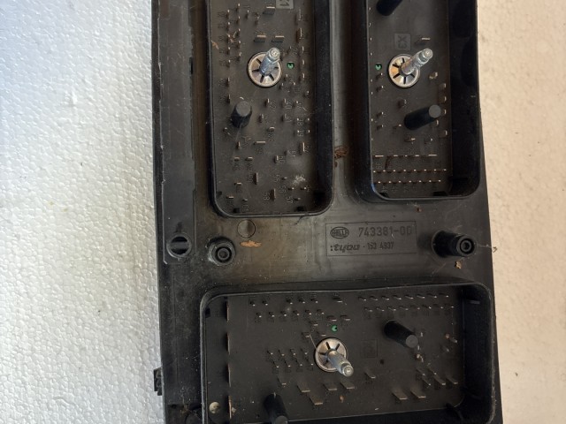 Opel Astra H 2004-2010 2004-2010 Bcm motortér Használt