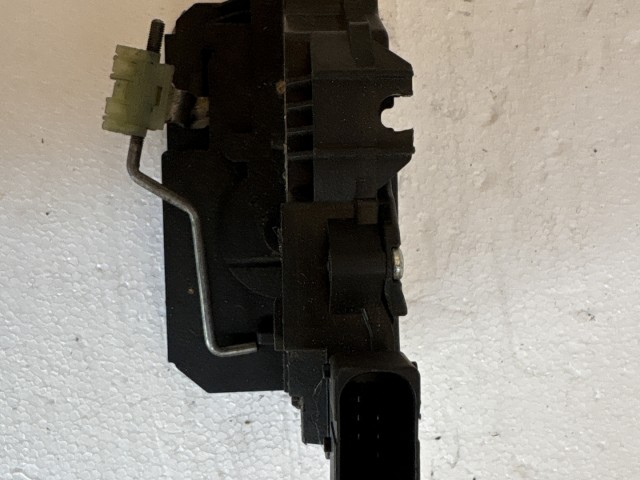 Opel Corsa D 2006-2014 Zár Használt bal hátsó 