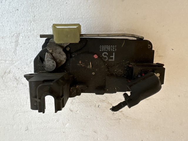 Opel H astra 2004-2014 Zár Használt jobb hátsó