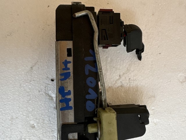Opel H astra 2004-2014 Zár Használt jobb hátsó