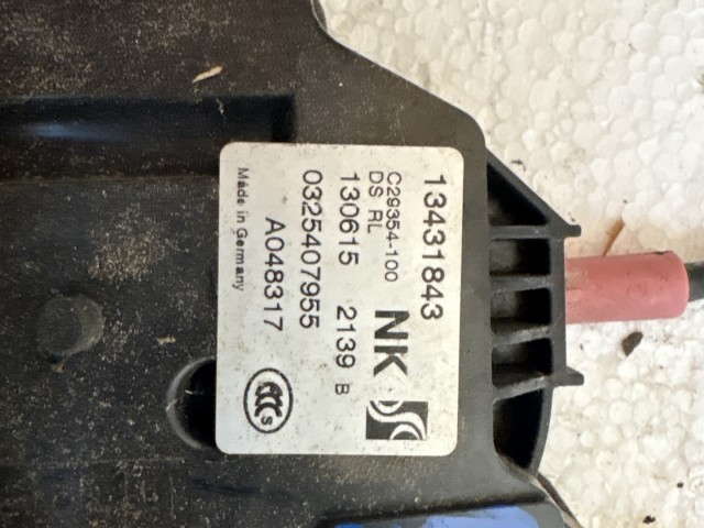 Opel Corsa e 2014-2019 Zár Használt bal hátsó 