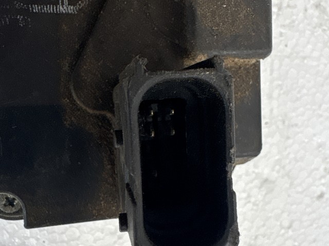 Opel Zafira B 2005-2014 2005-2014 Zár Használt bal hátsó 