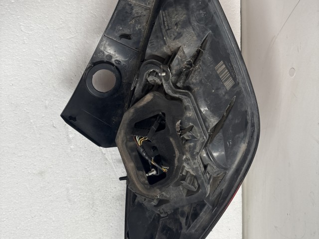 12052 Opel H astra 2004-2014 Lámpa , Fényszóró Használt  Jobb hátsó GTC