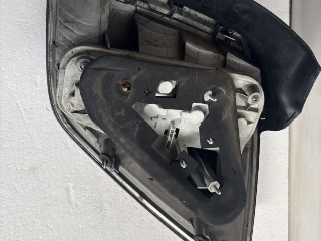 12058 Opel H astra 2004-2014 Lámpa , Fényszóró Használt Bal hátsó kombi