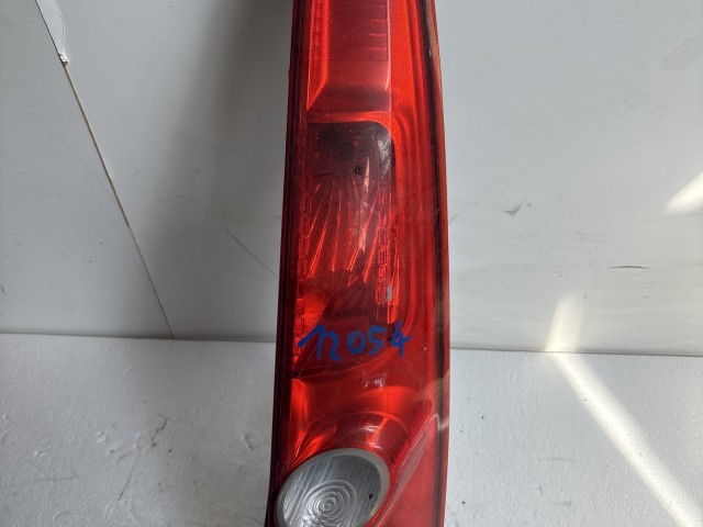 12054 Ford Fiesta v 2004-2008 Lámpa , Fényszóró Használt  Jobb hátsó