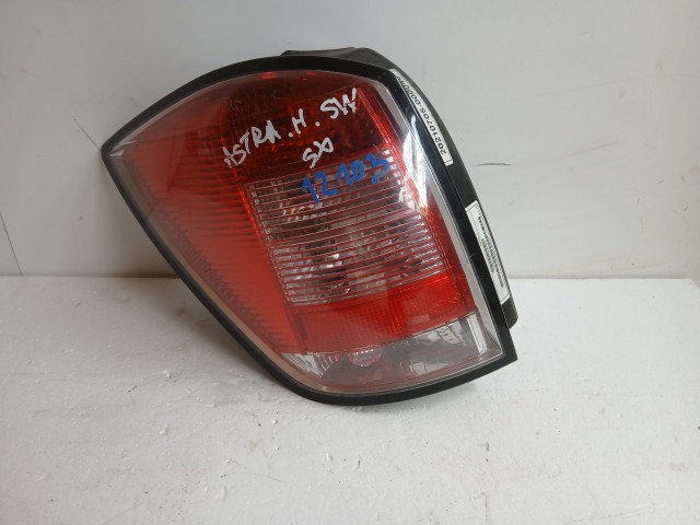 12103 Opel H astra 2004-2014 Lámpa , Fényszóró Használt Bal hátsó kombi