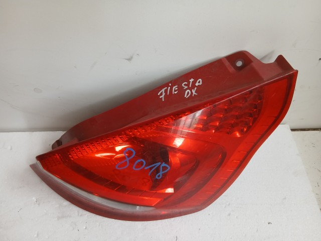 8018 Ford Fiesta 2008-2017 Lámpa , Fényszóró Használt  Jobb hátsó