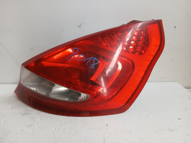 8018 Ford Fiesta 2008-2017 Lámpa , Fényszóró Használt  Jobb hátsó