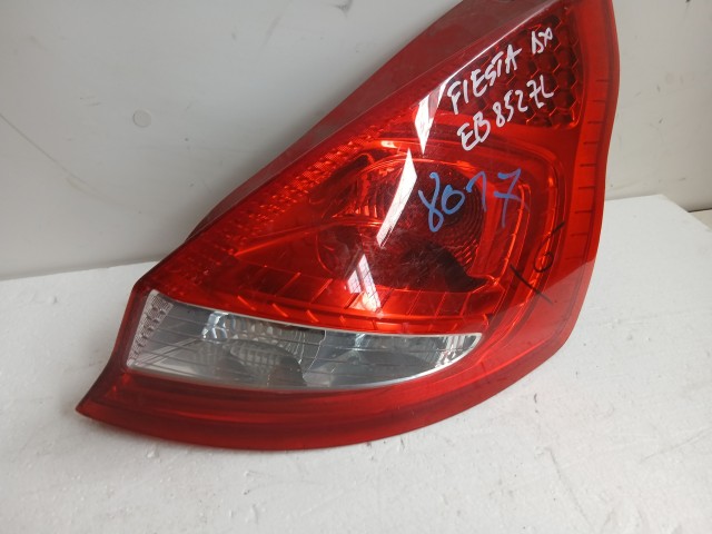 8017 Ford Fiesta 2008-2017 Lámpa , Fényszóró Használt  Jobb hátsó