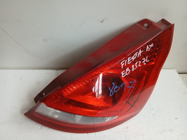 8017 Ford Fiesta 2008-2017 Lámpa , Fényszóró Használt  Jobb hátsó