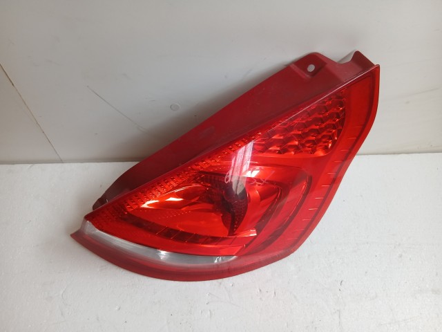6557 Ford Fiesta 2008-2017 Lámpa , Fényszóró Használt  Jobb hátsó