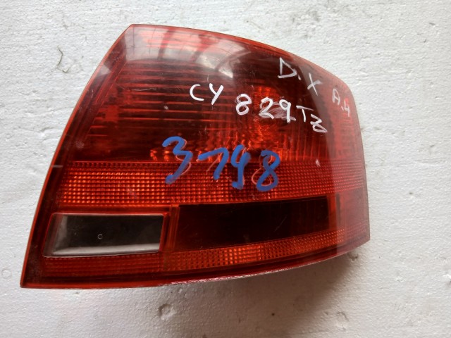 3198 Audi A4 B7 2004-2008 Lámpa , Fényszóró Használt  Jobb hátsó