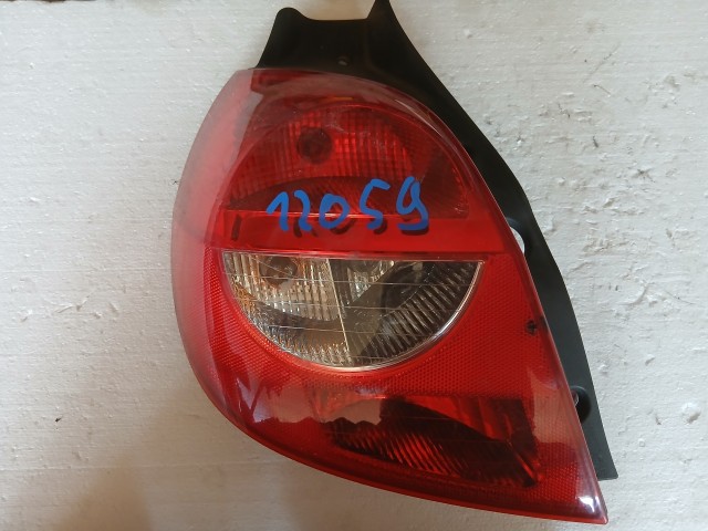 12059 Renault Clio III. 2007-2014 Lámpa , Fényszóró Használt Bal hátsó
